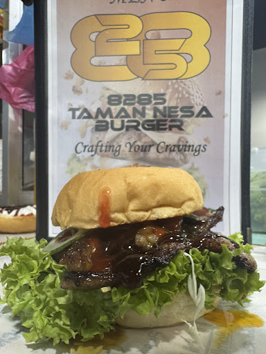 8285 Taman nesa burger ( vegetarian)