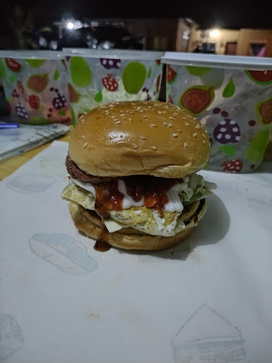 Uwaisha BURGER
