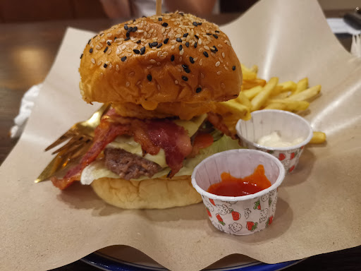 Kenny's Burger