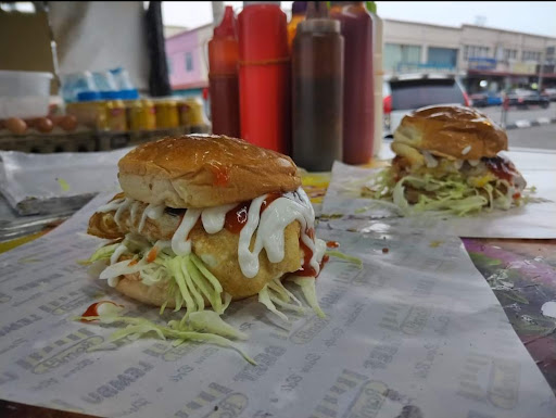 Pejuang burger jalanan