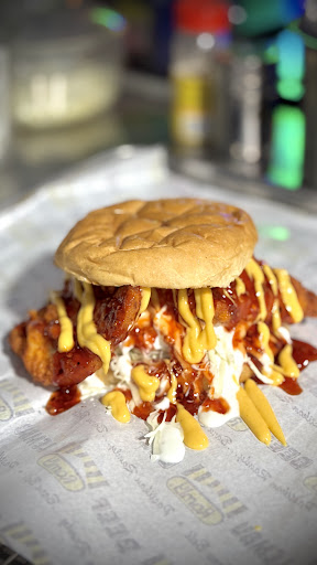 Burger Syatuu Tonggak 10