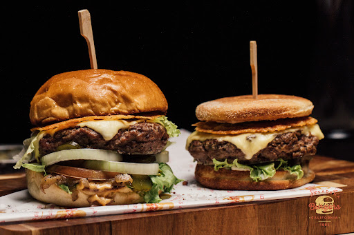 Pasadena Burger & Coffee @ Lot 10 KL Pasadena Burger & Coffee @ Lot 10 KL