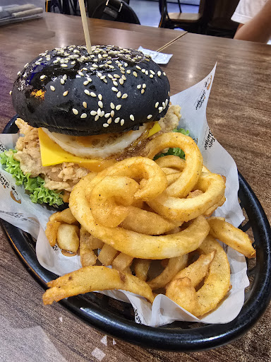 Mr Fatty Burger Burma Road
