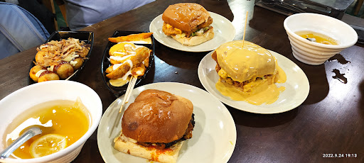 Village Burger 村庄霸哥 (Juru HQ)