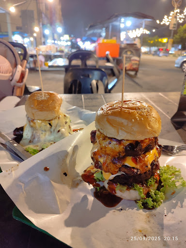 Burger Grill Anak Muda