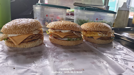 Boy Burger