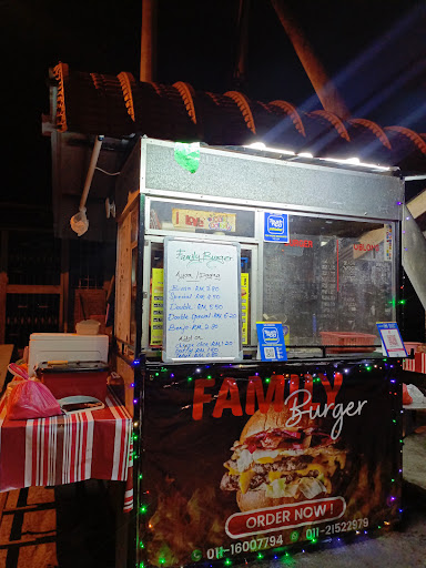 Family Burger Family Burger